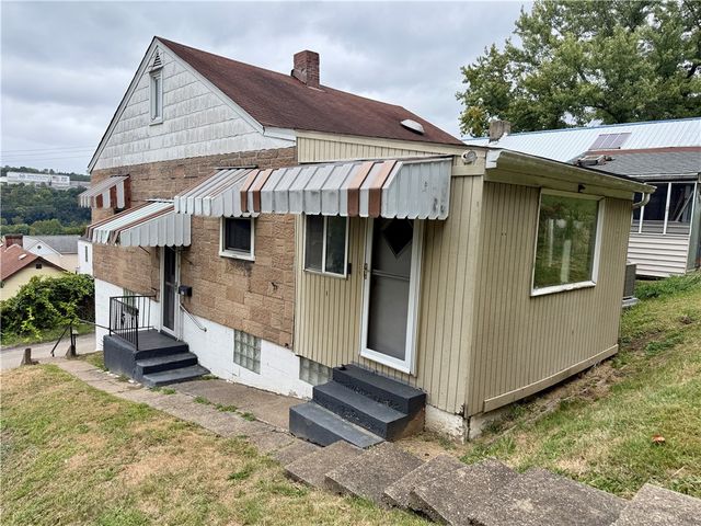 508 Spruce Alley, Glassport, PA 15045