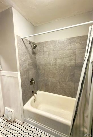 719 Tiffin Avenue, St Louis, MO 63135