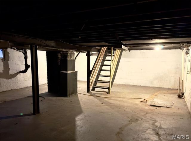 719 Tiffin Avenue, St Louis, MO 63135