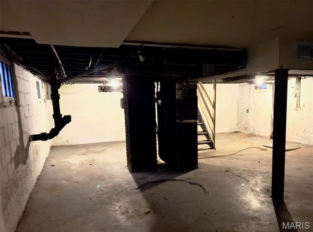 719 Tiffin Avenue, St Louis, MO 63135