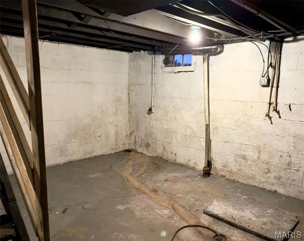 719 Tiffin Avenue, St Louis, MO 63135