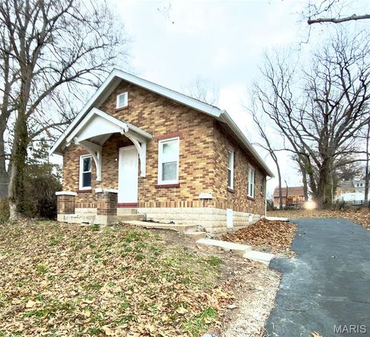 719 Tiffin Avenue, St Louis, MO 63135