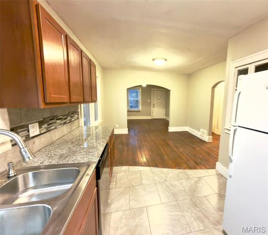 719 Tiffin Avenue, St Louis, MO 63135