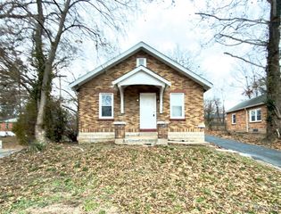 719 Tiffin Avenue, St Louis, MO 63135