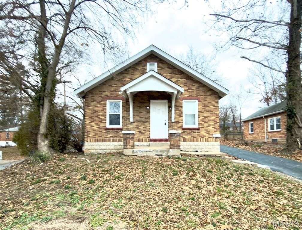 719 Tiffin Avenue, St Louis, MO 63135
