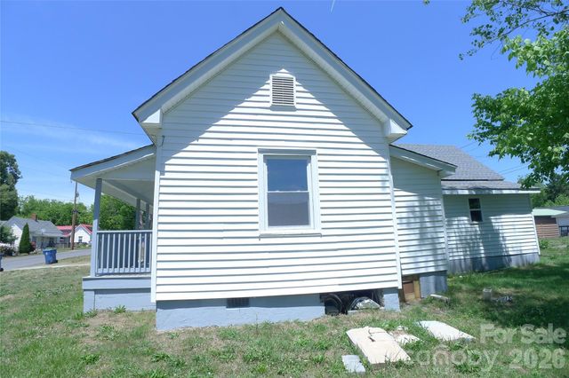221 Duke Street, Cooleemee, NC 27014