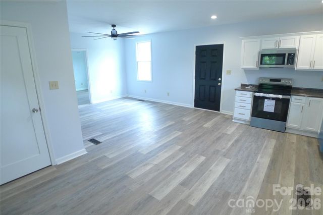 221 Duke Street, Cooleemee, NC 27014