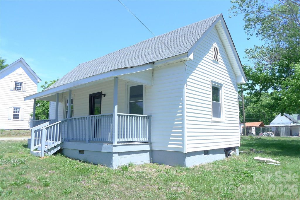 221 Duke Street, Cooleemee, NC 27014