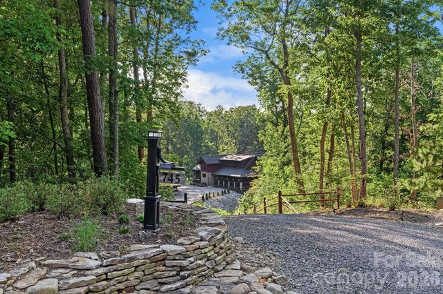 745 Mossy Oak Trail, Nebo, NC 28761