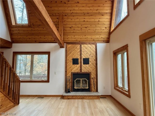 86170 Tappan Highlands Road, Uhrichsville, OH 44683