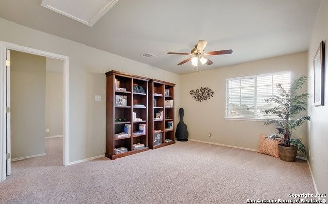 650 Granite Cliff, San Antonio, TX 78251