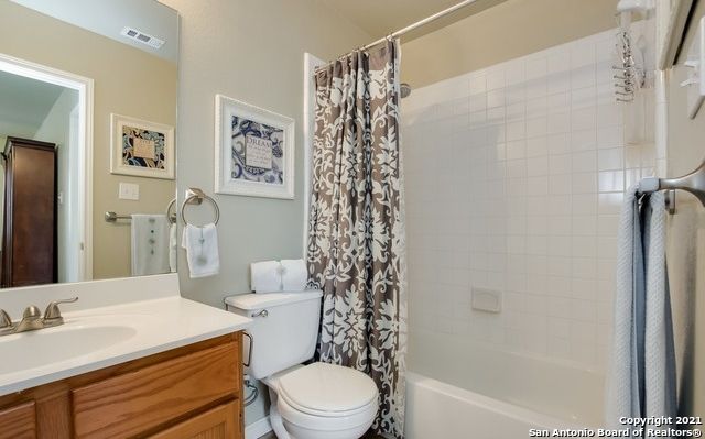 650 Granite Cliff, San Antonio, TX 78251