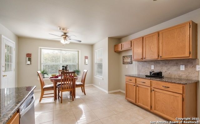 650 Granite Cliff, San Antonio, TX 78251