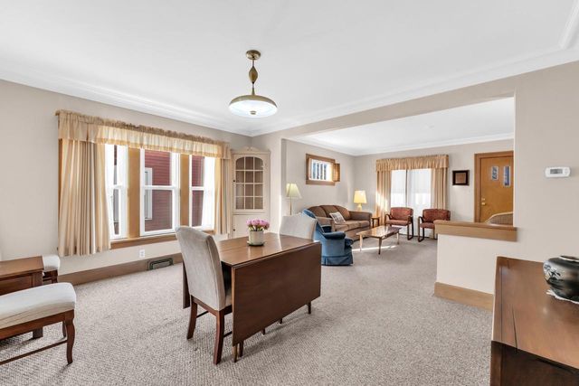 733 West Lawn AVENUE, Racine, WI 53405