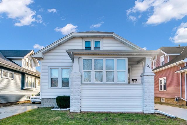 733 West Lawn AVENUE, Racine, WI 53405