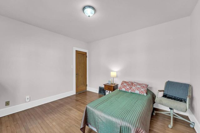 733 West Lawn AVENUE, Racine, WI 53405