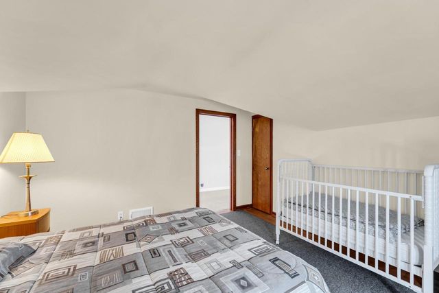 733 West Lawn AVENUE, Racine, WI 53405