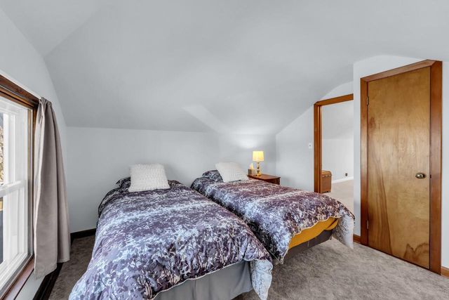 733 West Lawn AVENUE, Racine, WI 53405