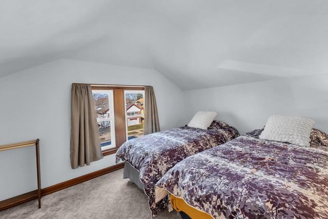 733 West Lawn AVENUE, Racine, WI 53405