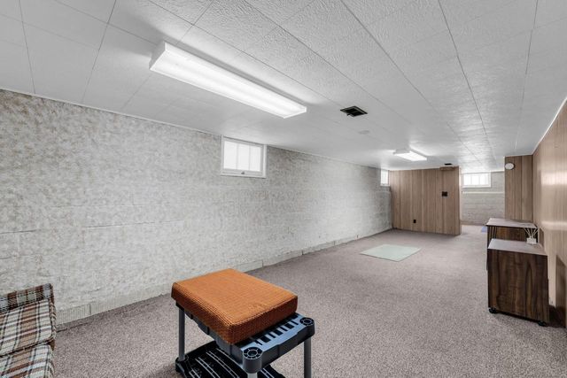 733 West Lawn AVENUE, Racine, WI 53405