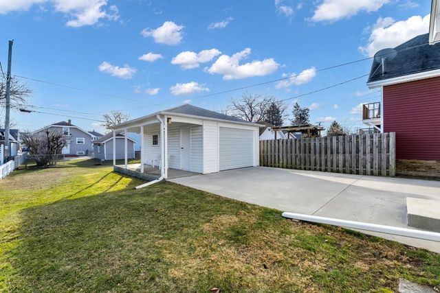 733 West Lawn AVENUE, Racine, WI 53405