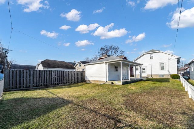 733 West Lawn AVENUE, Racine, WI 53405