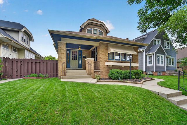 3364 S 17th STREET, Milwaukee, WI 53215