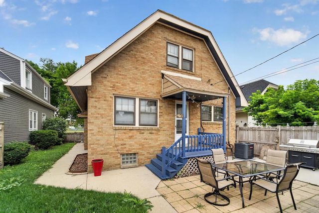 3364 S 17th STREET, Milwaukee, WI 53215