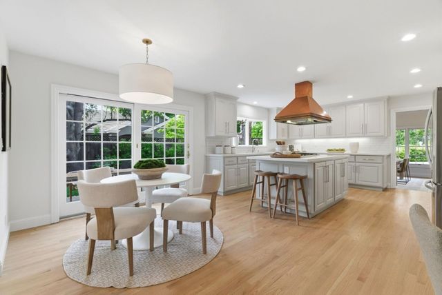 8 Almendra Lane, Los Altos, CA 94022