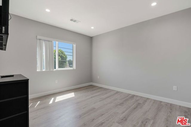 8224 Vanscoy Avenue, North Hollywood, CA 91605