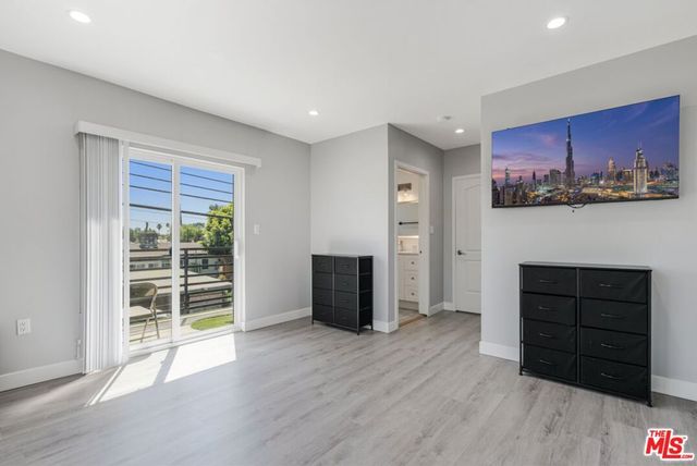 8224 Vanscoy Avenue, North Hollywood, CA 91605