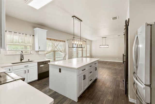 6522 Portside Ridge Lane, Dallas, TX 75249