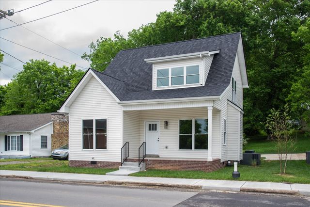 213 Reynolds St, Clarksville, TN 37040