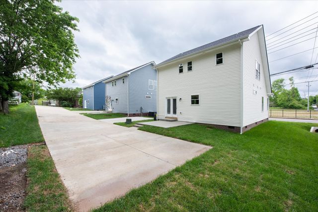 213 Reynolds St, Clarksville, TN 37040