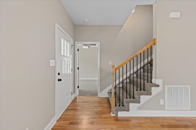 213 Reynolds St, Clarksville, TN 37040