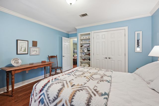 17 Sandstone, Conway, AR 72034