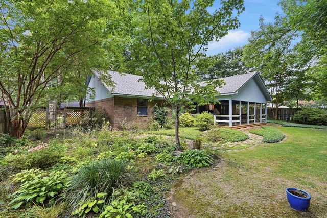 17 Sandstone, Conway, AR 72034