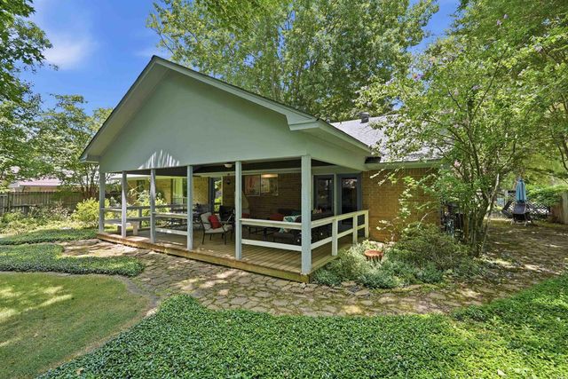 17 Sandstone, Conway, AR 72034