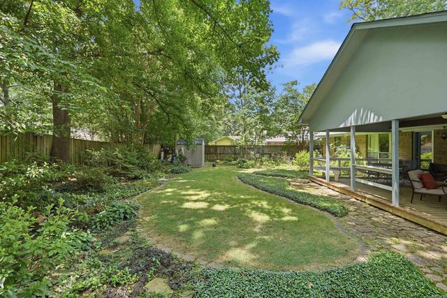 17 Sandstone, Conway, AR 72034
