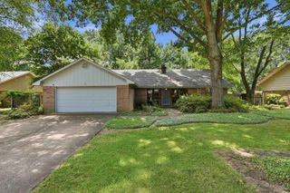 17 Sandstone, Conway, AR 72034