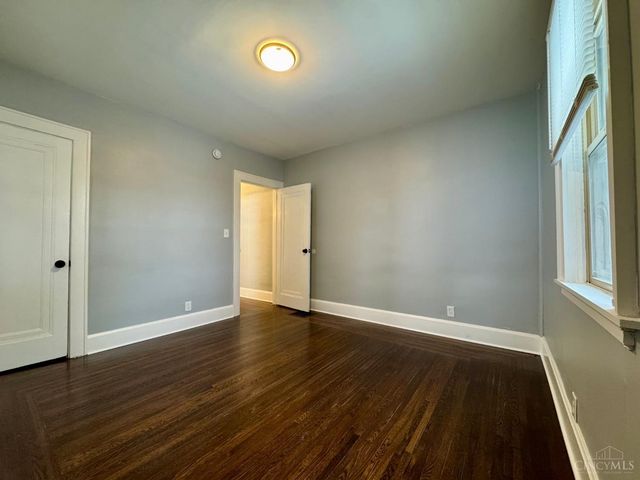 2942 Woodrow Avenue, Cincinnati, OH 45211