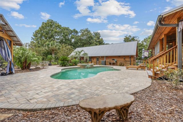 25743 NW 62ND AVENUE, High Springs, FL 32643