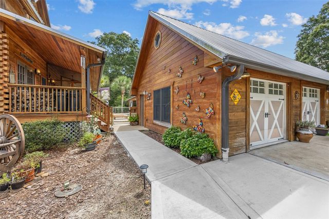 25743 NW 62ND AVENUE, High Springs, FL 32643