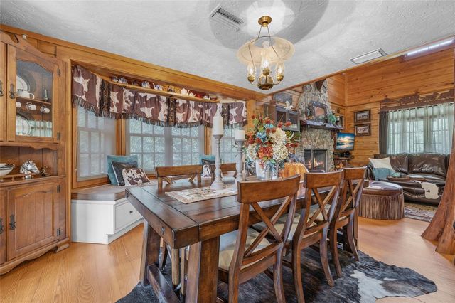 25743 NW 62ND AVENUE, High Springs, FL 32643