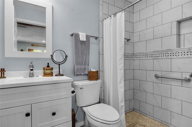 25743 NW 62ND AVENUE, High Springs, FL 32643