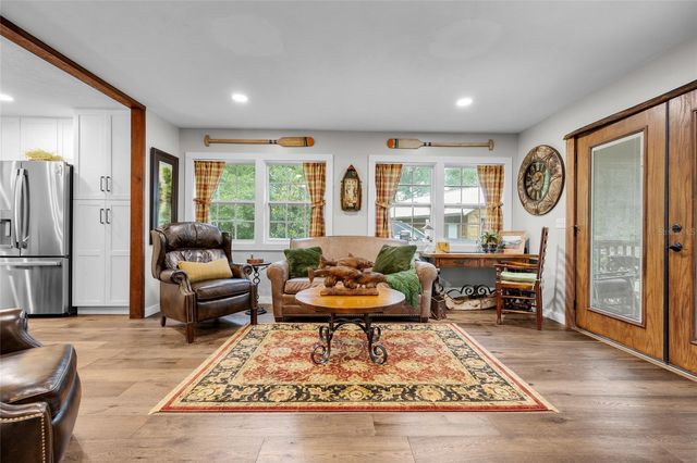 25743 NW 62ND AVENUE, High Springs, FL 32643