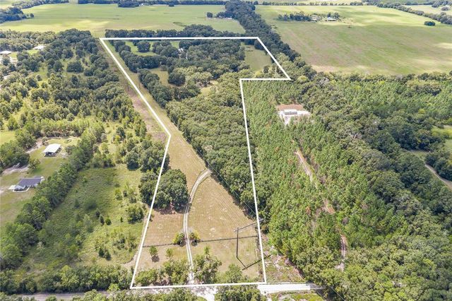 25743 NW 62ND AVENUE, High Springs, FL 32643
