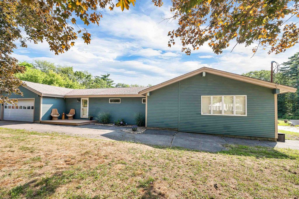 22 CCC Road, Salisbury, MA 01952