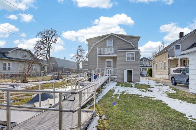 1731 Grand AVENUE, Racine, WI 53403