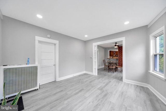 27 ELM AVE, Clementon, NJ 08021